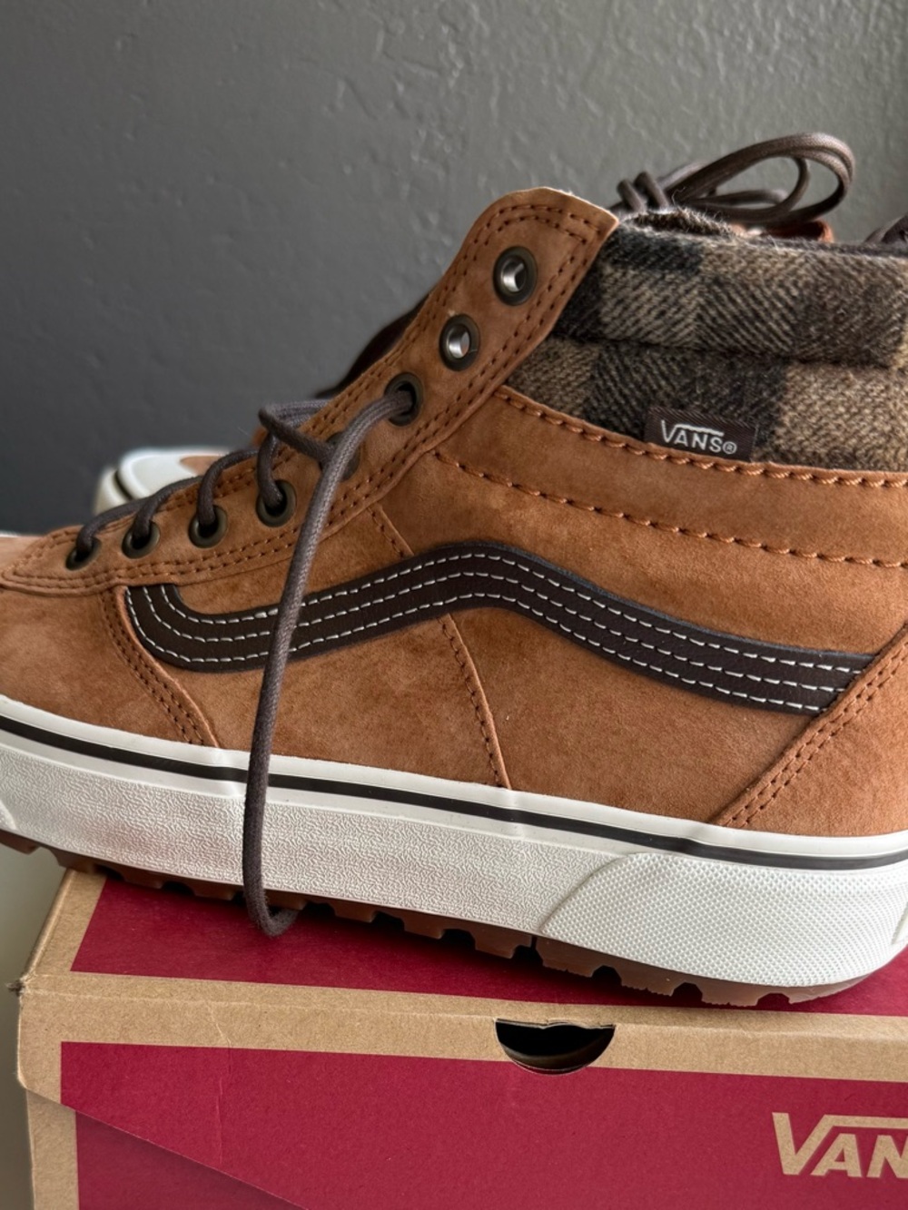 Vans Sk8-Hi MTE 2.0 DX shoes 9.5